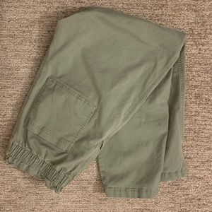 Women’s Universal Thread Light Green Pants- Size 12
